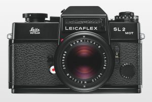 1975_Leicaflex-SL2-MOT_black_Summilux1-4_50_Front.png