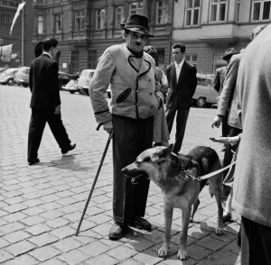 Hitler_Look.a.like_Germany_1956.jpg
