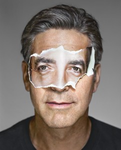 02_OstLicht_MARTIN_SCHOELLER_Up_Close_George_Clooney_2008.jpg