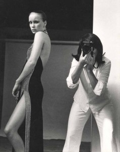 8_Alice Springs, June and model, Paris 1970s, copyright Helmut Newton Foundation.jpg