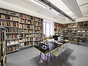 OstLicht Bibliothek © Wolfgang Krautzer.jpg