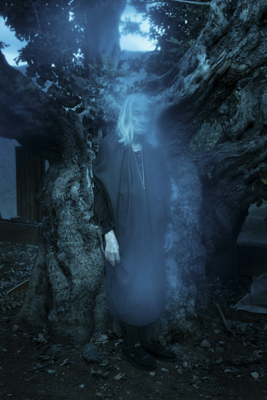 WHERE THE GODS FALL_ALISA MARTYNOVA_09