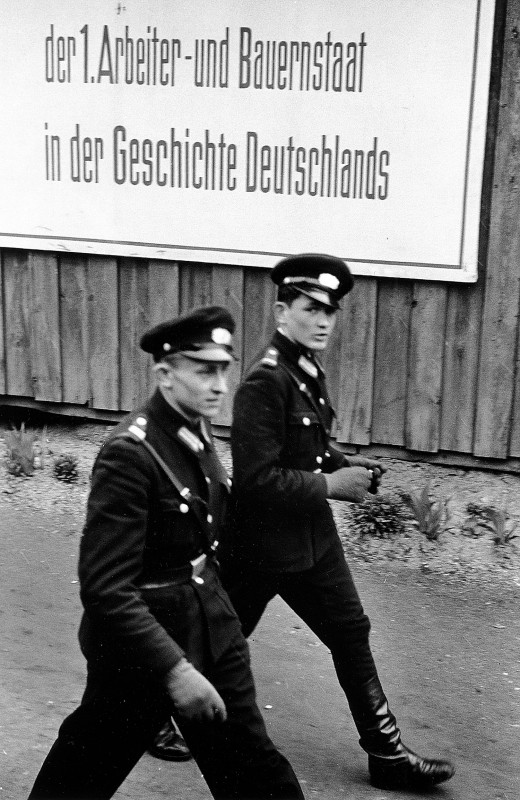 Der 1. Arbeiter- und Bauernstaat _13-11