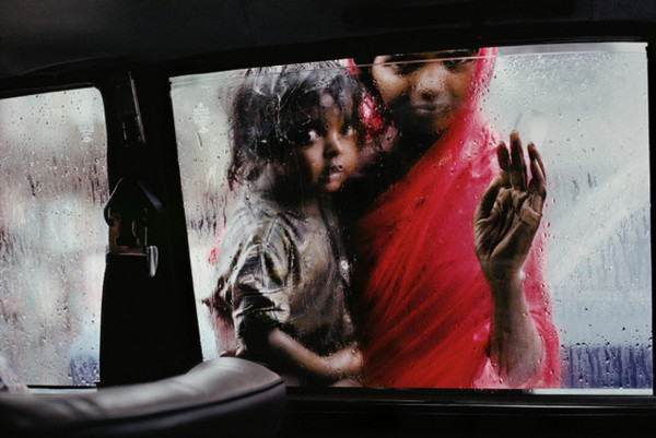 2_INDIA_The Eyes of Humanity © Steve McCurry