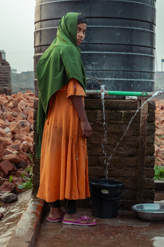 03 The Girl fetching Water
