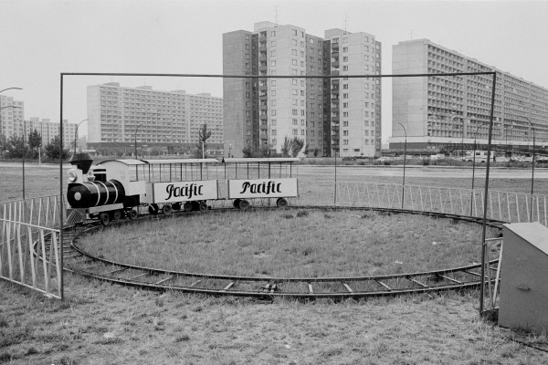 01_Roland_Schmid_Breathing_Borders
