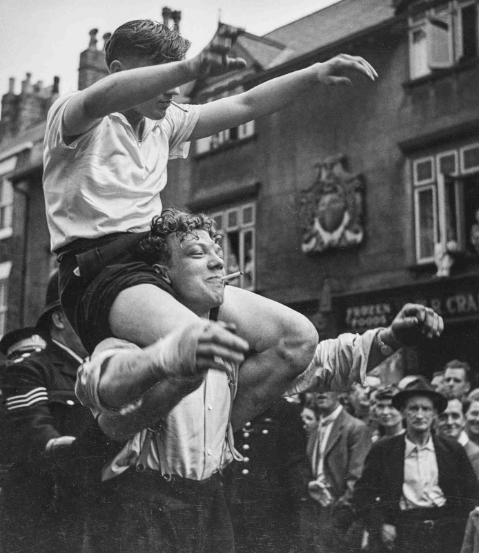 Wolf Suschitzky, Miner's Gala, Durham, 1952, (c) Wolf Suschitzky Estate courtesy Fotohof