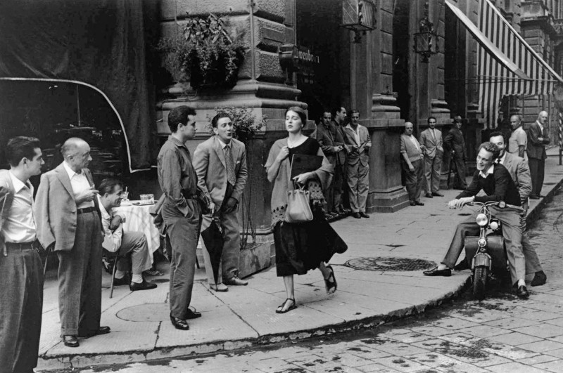 01_-RUTH_ORKIN_Press_AmericanGirl_01