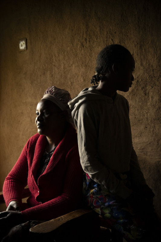 003-Africa-SIN-Kiana Hayeri-for The New York Times