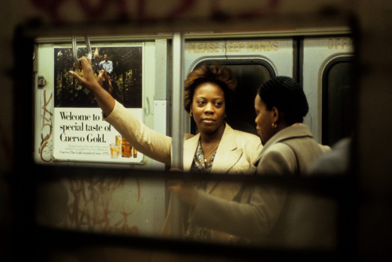 Conversation on the A-Train, Subway NY 1983 ©Willy Spiller, Courtesy of Bildhalle