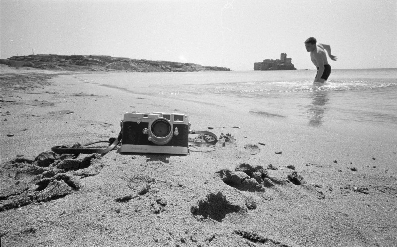 8_1958 at Crotone in Calabria_Southern Italy_Portrait of my first Leica and a friend I was traveling with_copyright Thomas Hoepker and Magnum Photos