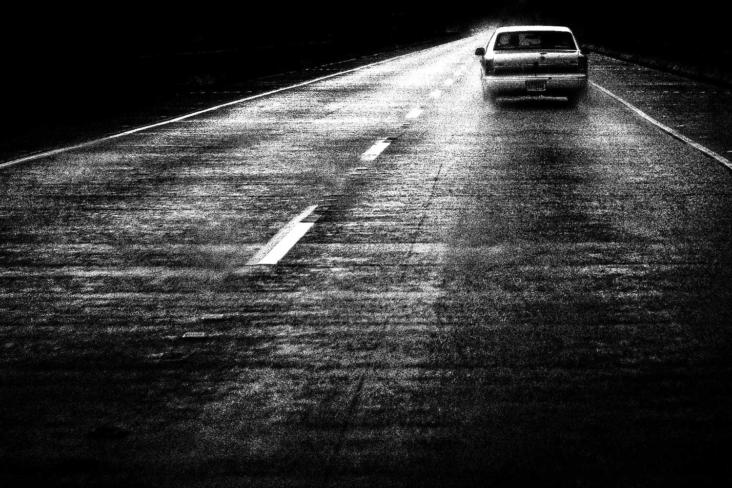LFI | Stories | David Nissen | Book tip: Out of the Darkness