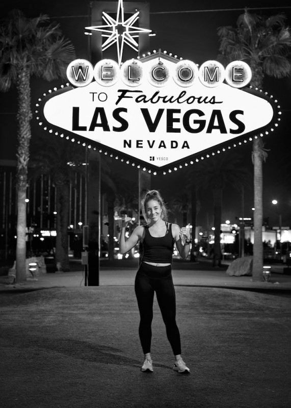 21.) Jenn Miller, Los Angeles, of Team LA Rebels on Las Vegas Strip (Mile 341), March 31st at 22.05h