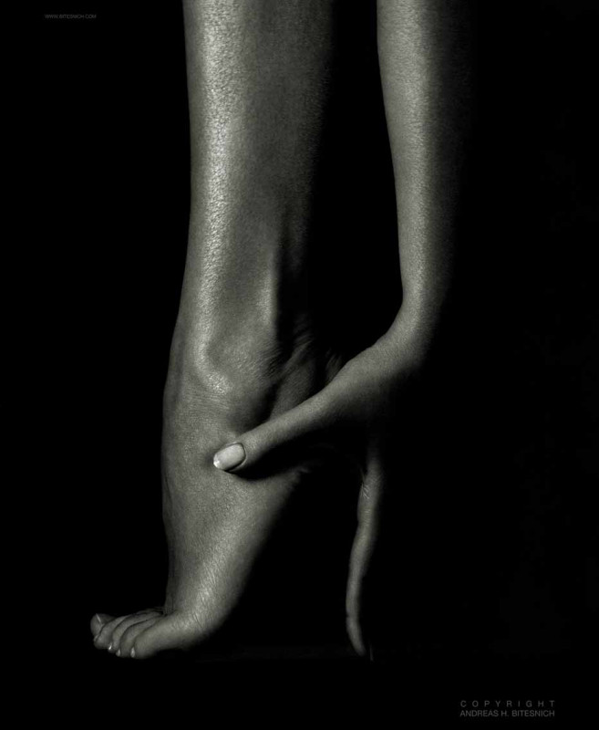 4_Andreas H. Bitesnich, Sylvie, Vienna, 1999, copyright Andreas H. Bitesnich, courtesy IMMAGIS ART PHOTOGRAPHY