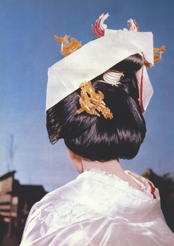 2_©Magnum Photos, Werner Bischof Estate, Traditional bride's hairdew, Japan, 1951