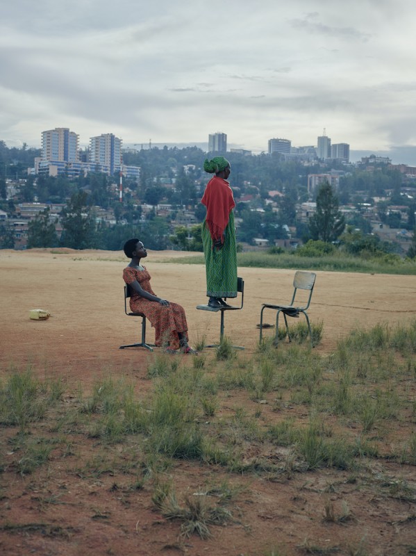 5_Rwandan Daughters, Kigali, 2018_copyright Olaf Heine