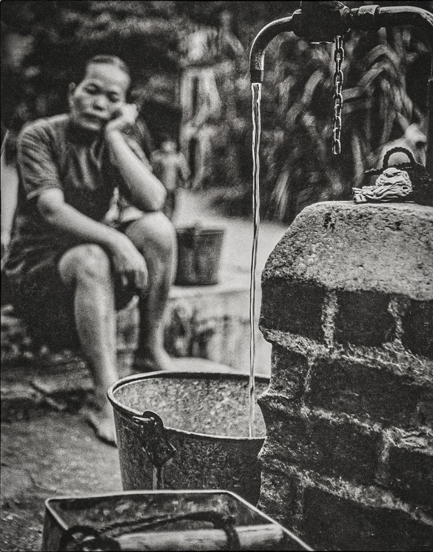 03_2. Precious Water, Chai Wan, 1959 © f22 foto space