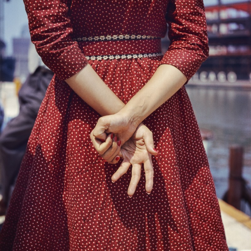 1_Location unknown, 1956 ∏ Estate of Vivian Maier, Courtesy Maloof Collection and Howard Greenberg Gallery, New York.