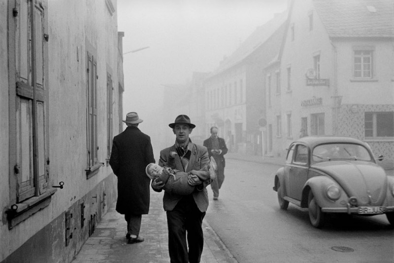 Rhénanie-Palatinat state. Town of Rheinpfalz, Germany, 1959 © René Burri:Magnum Photos
