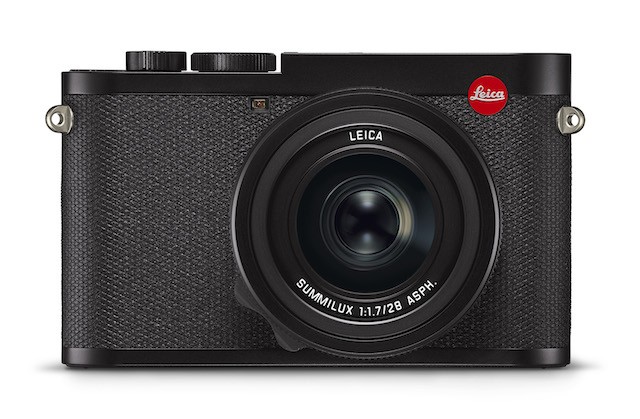 Leica Q2_front_RGB