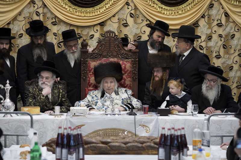 031319-Abir Sultan photographed Rabbi_Menachem_Mendel_Taub