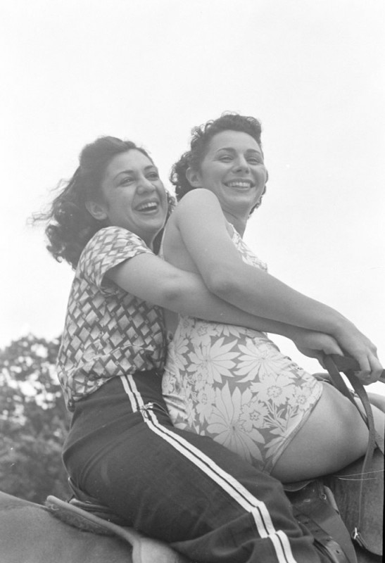 3-Hansel-Mieth---International-Ladies-Garment-Workers-August-1-1938_web