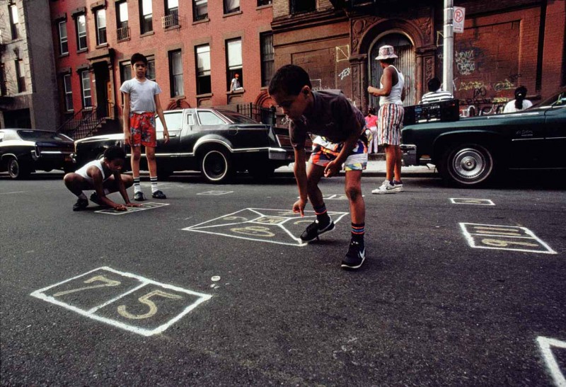 4_Joseph Rodriguez_Skeely Street Game, Spanish Harlem, NY 1987_copyright Joseph Rodriguez