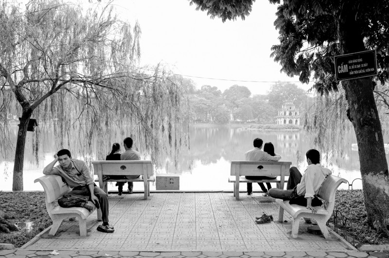 Hanoi-Lonely-Hearts