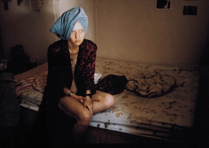 Nan Goldin, Susanne on her bed, NYC, 19832017-04-17 um 13.14.18 Kopie 2