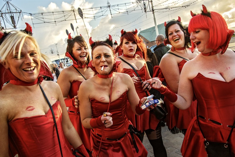 Dougie Wallace_Blackpool_2012-horny devils book_Print