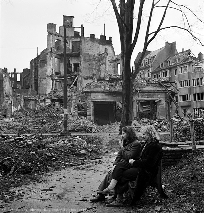 web Two German women sitting on a park bench, Cologne, Germany 1945GÇÖ by Lee Miller (6268-69)
