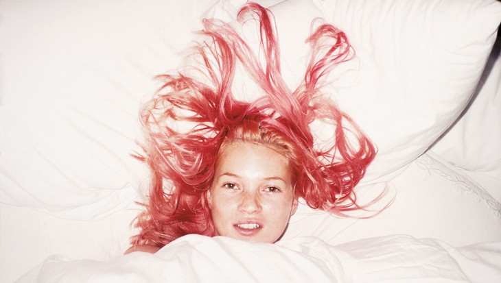 1_juergen-teller-young-pink-kate--london-1991