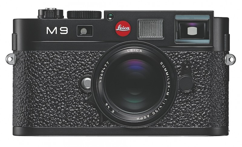 Leica M9 schwarz mit einem Summilux-M 1.4:50 mm Asph, 2009