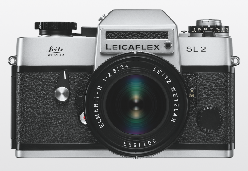 1974_Leicaflex-SL2_silver_Elmarit2-8_24_Front
