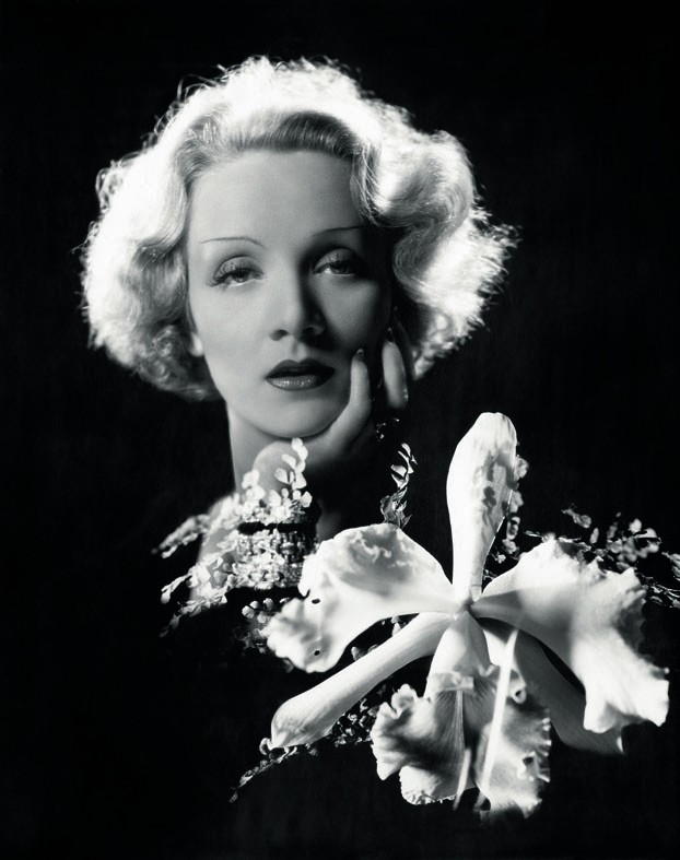 2_Cecil Beaton, Actress Marlene Dietrich, Vanity Fair, 1932, copyright Condé Nast