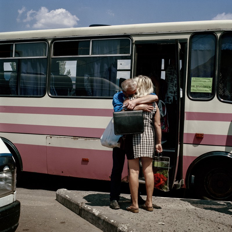 Anastasia Taylor-Lind. 5K from the Frontline. Donbas, Ukraine_3